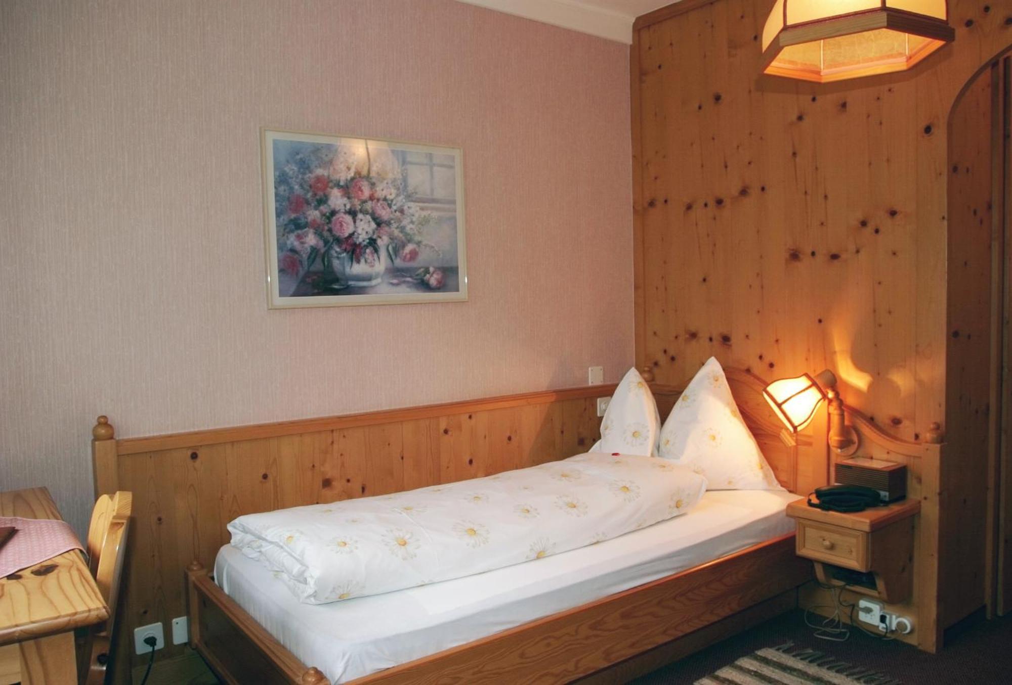 Hotel Cresta Flims Cameră foto